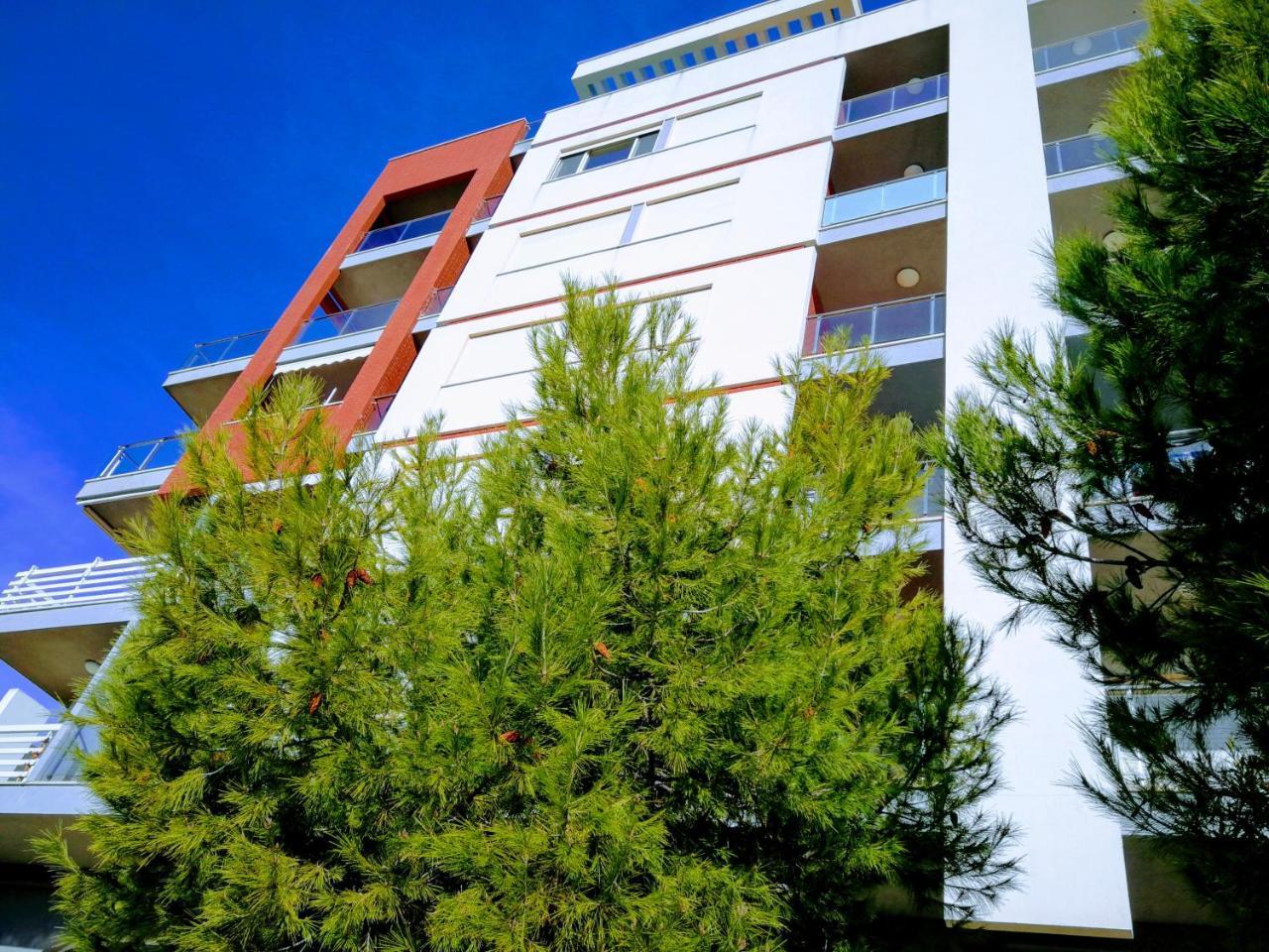 Turtle Apartment Durres Exterior photo